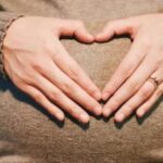 هل تختفي أعراض الحمل في الشهر الثاني عالم حواء